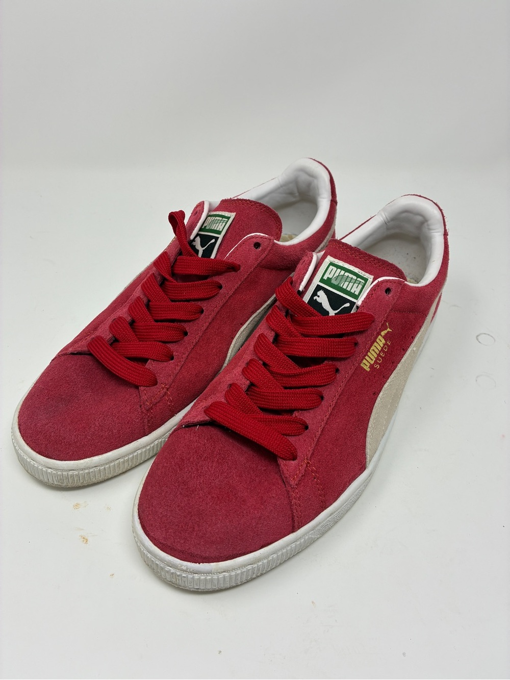 Puma Suede Classic Men’s Sneakers in Red